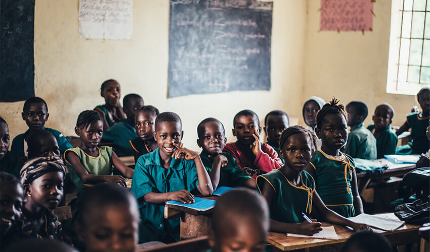 TR- Yoksul çocuklara eğitim